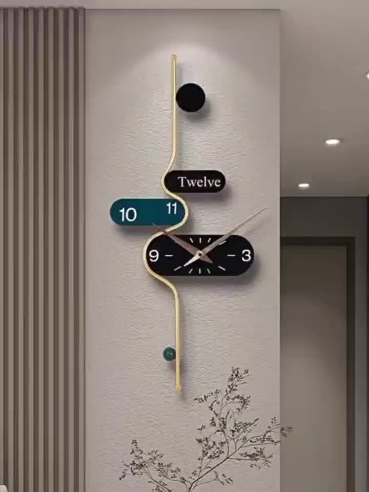 1 Modern Simple Creative Wall Clock, Silent Without Ticking Sound, Irregular Shape, Digital Display, Powered By AA Batteries, Suitable for Living Room, Kitchen, Bedroom, Dining Room And Office Decoration, Ideal Housewarming Gift